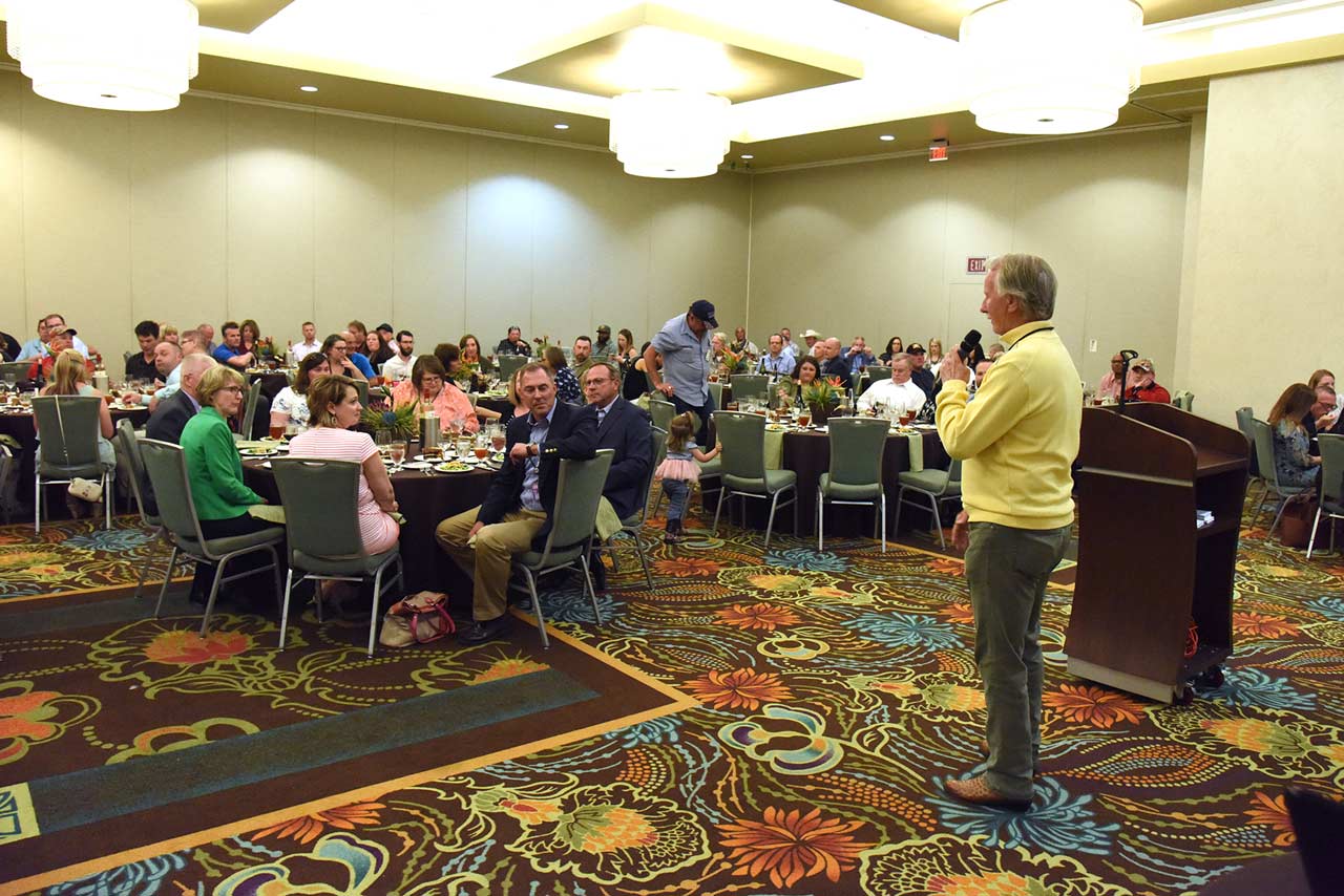 A Prime associate gives a speech at the instructor and training banquet.